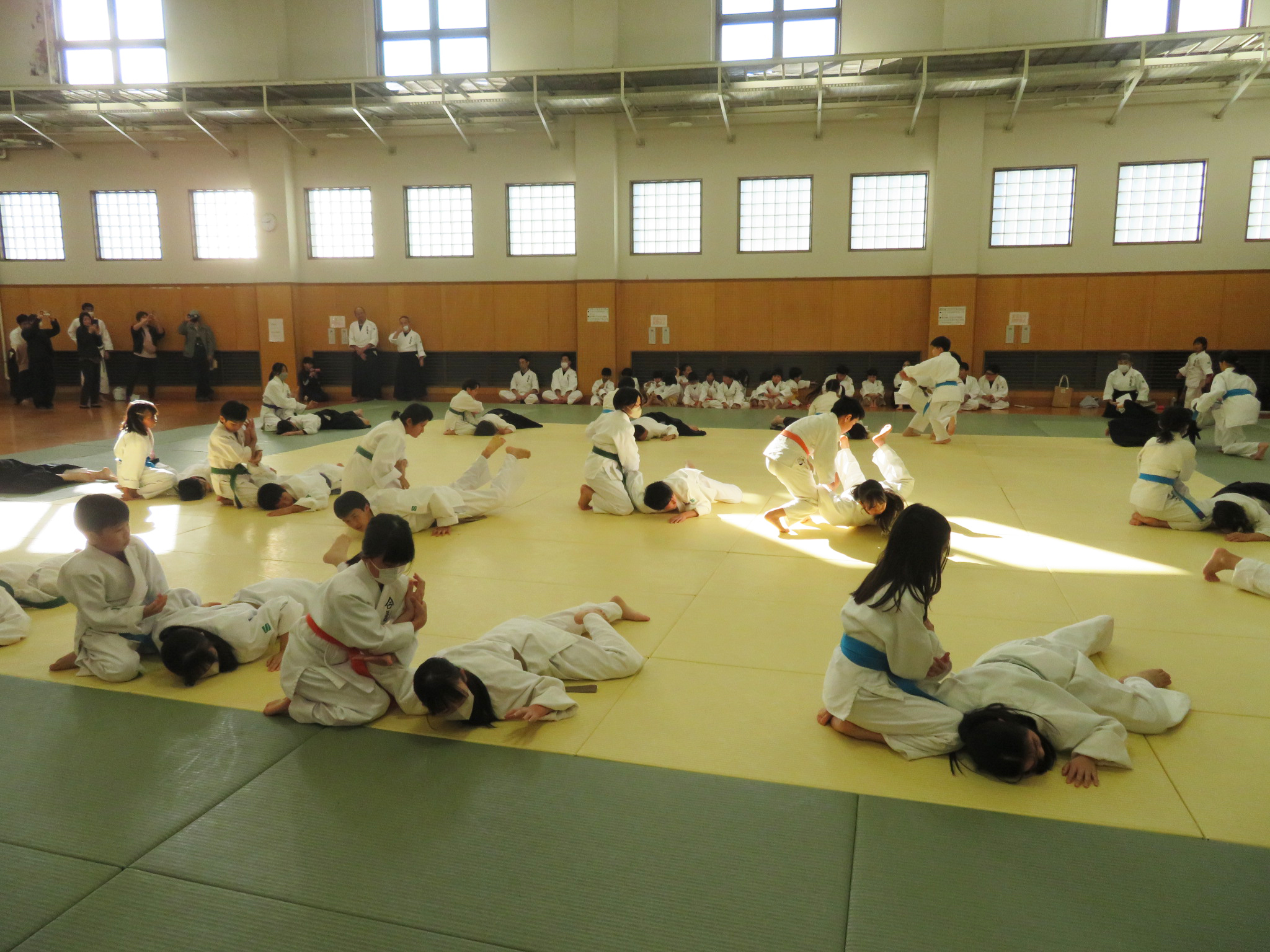 小学生演武（中級クラス）